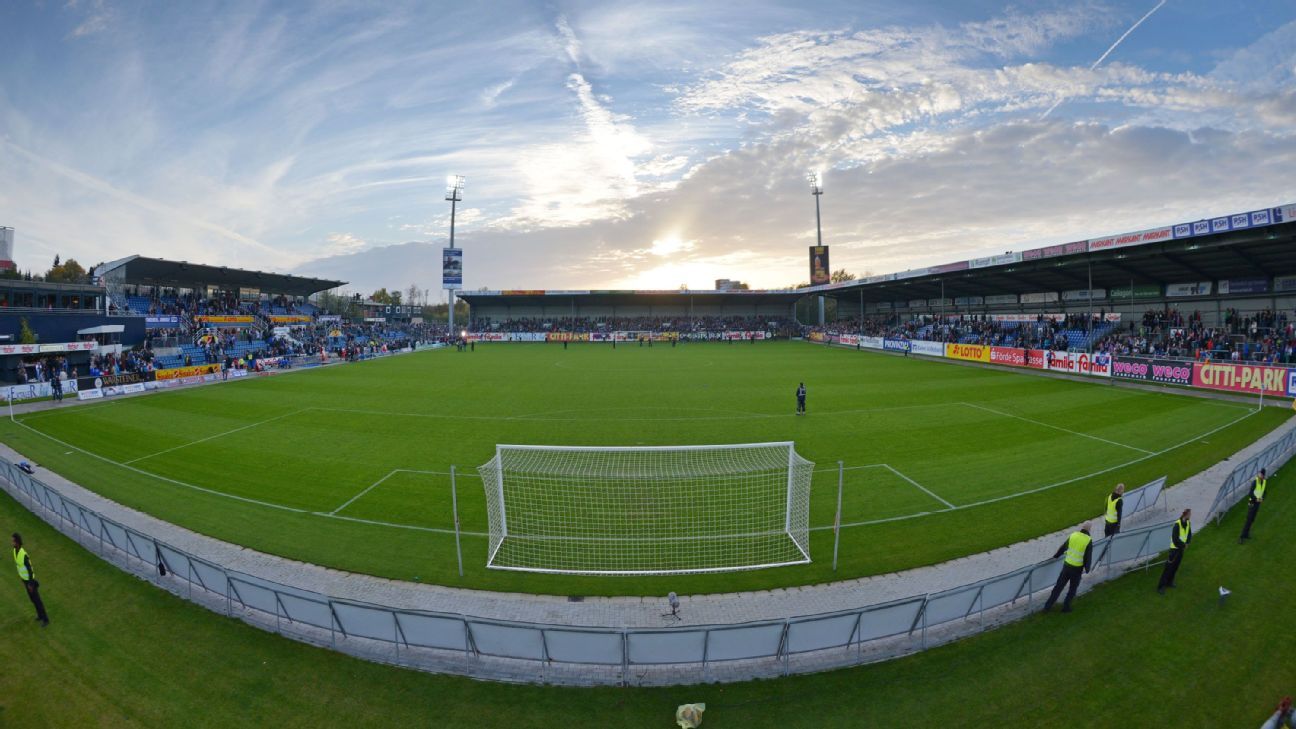 Holstein Kiel vs Eintracht Frankfurt at Holstein-Stadion on 23/08/2024 ...